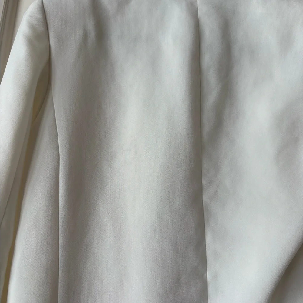 Zara Women's Ivory Blazer with Rolled Sleeves - Picture 3 of 3
